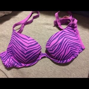 VS Pink bra